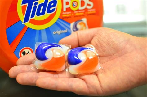 Formulated with no heavy perfumes, Tide Light delivers a beachy, light, and lasting Ocean Mist scent, while working on 100% of common stains. Toss it in any washing machine or water condition and watch it go to work, even in cold water. With Tide PODS ® , you get the powerful clean you trust with the convenience of the right dosing in every ... 